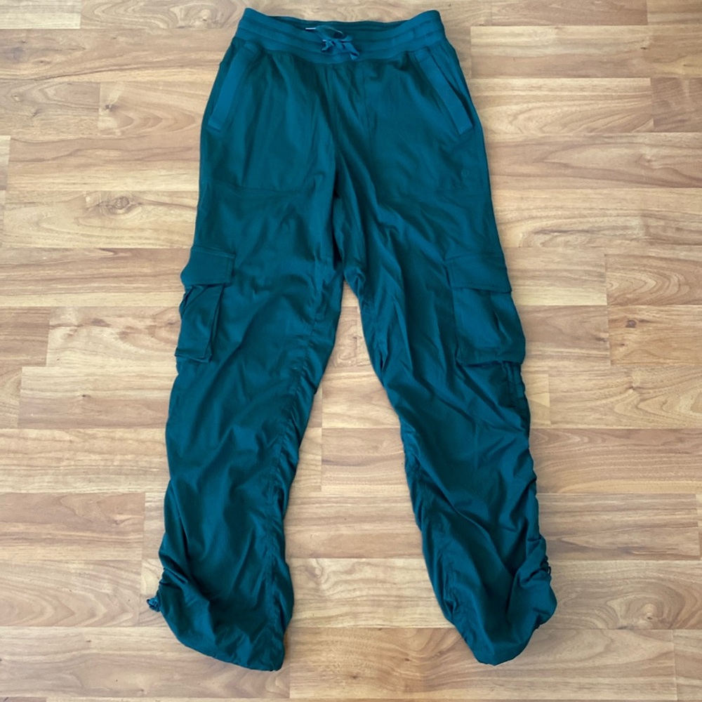 ❤️ Lululemon Dance Studio Relaxed-Fit MR Cargo Pants Legacy Green Size XS NWT